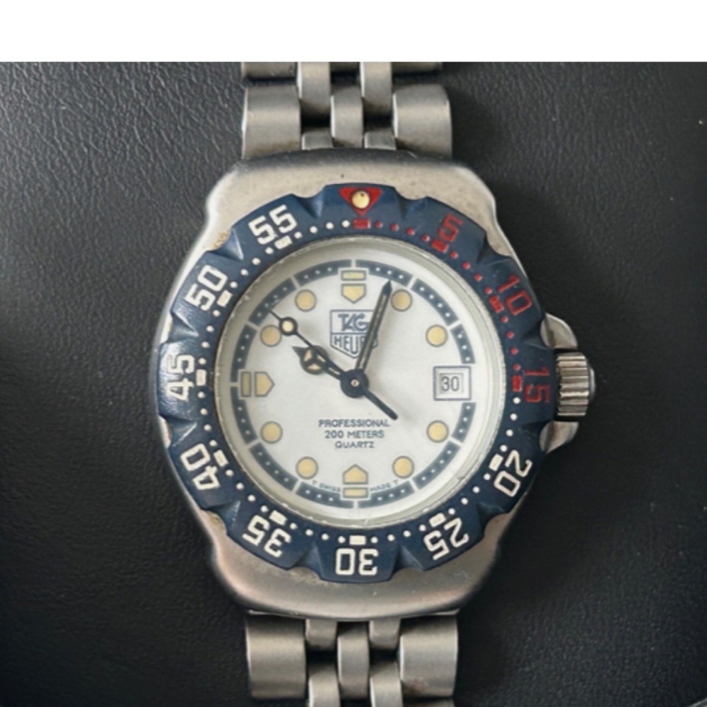 Vintage TAG Heuer Formula 1 Ladies Professional Wristwatch WA1418